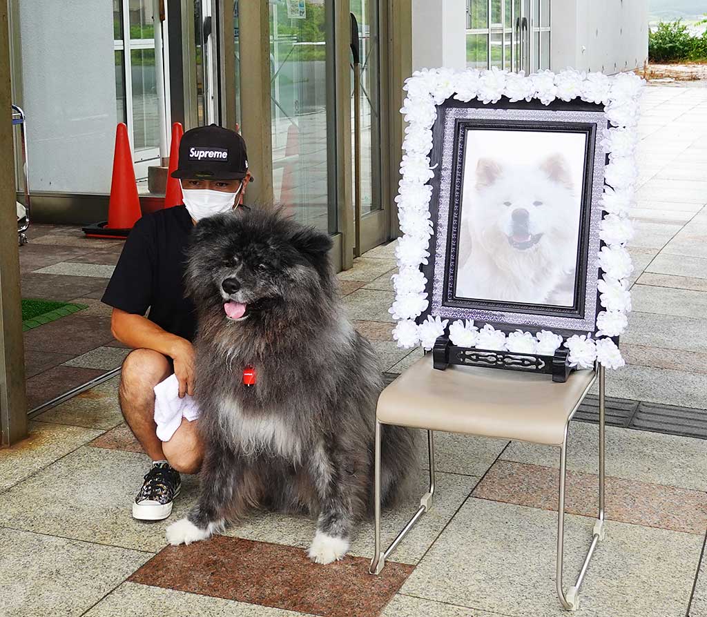 Farewell To The Long Haired Hero Wasao Two Juniors Attending The Remembrance Meeting Akitainu News